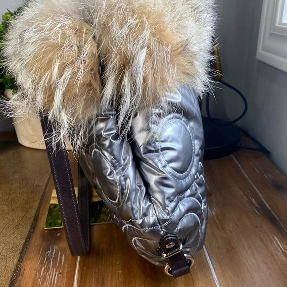 Coach XL Hampton Ski Coyote Fur Quilted Hobo Bag - Picture 13 of 16